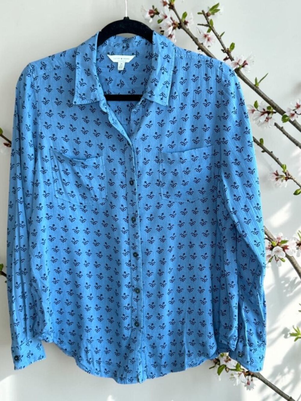 Lucky Brand Blue Tulip Floral Casual Gauzy Button Front Shirt